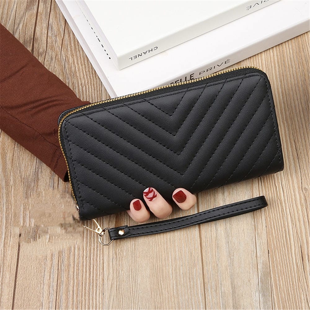 Slim clutch wallet