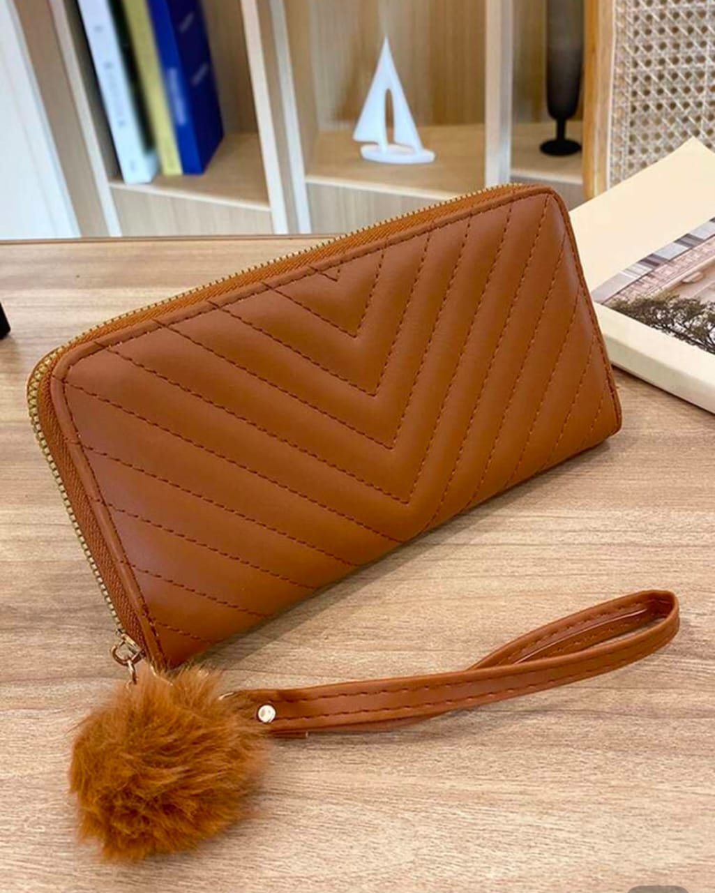 Slim clutch wallet